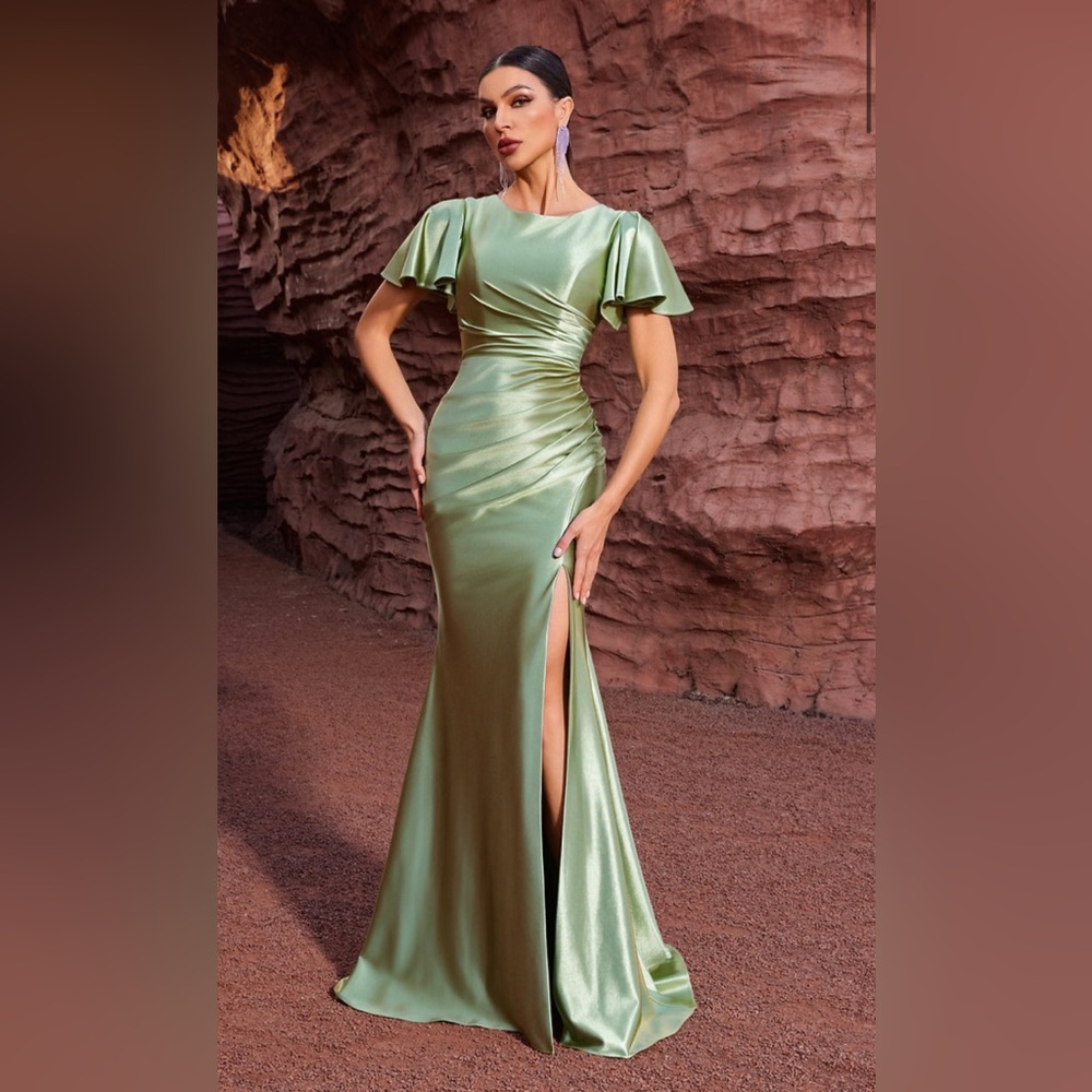 Sophisticated Satin Maxi Dress in Green
